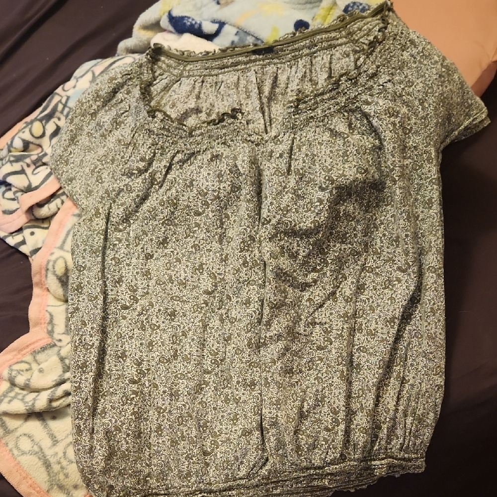 Floral Gray Women's Top